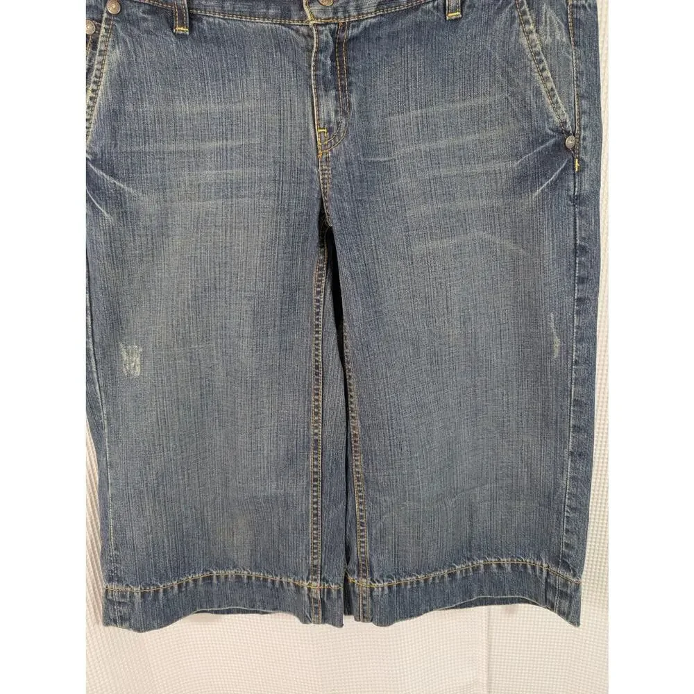 BANANA REPUBLIC! BLUE DENIM LONG LENGTH CLASSIC CLAM DIGGER JEAN SHORTS! SZ 10